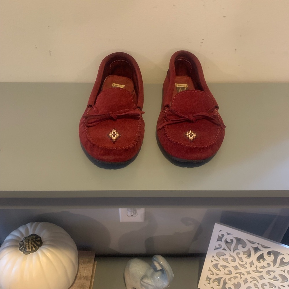 Manitobah Mukluks Canoe Moccasin L10/M8